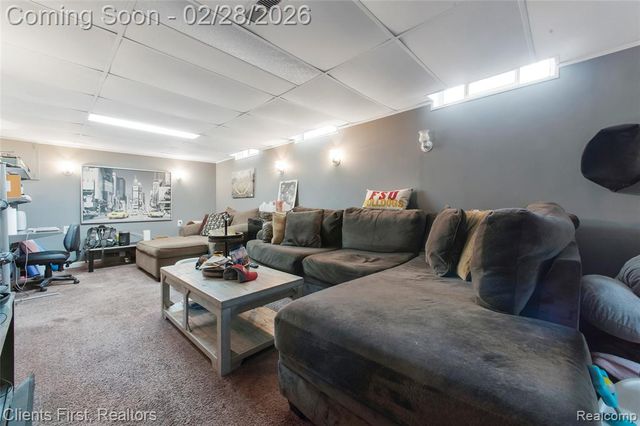 318 S Wildwood Street, Westland, MI 48186