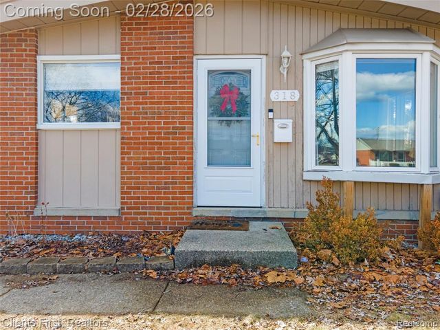 318 S Wildwood Street, Westland, MI 48186