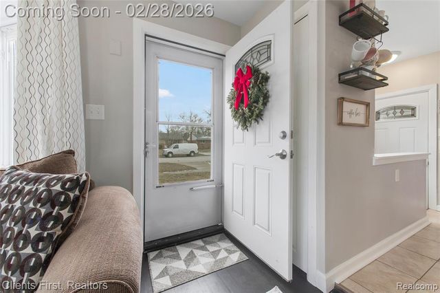 318 S Wildwood Street, Westland, MI 48186