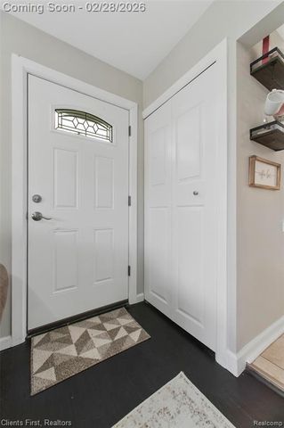 318 S Wildwood Street, Westland, MI 48186