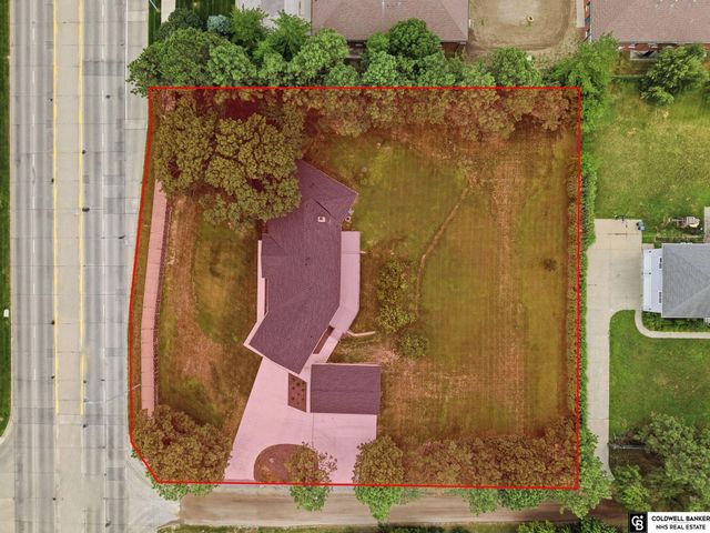 2505 S 70th Street, Lincoln, NE 68506