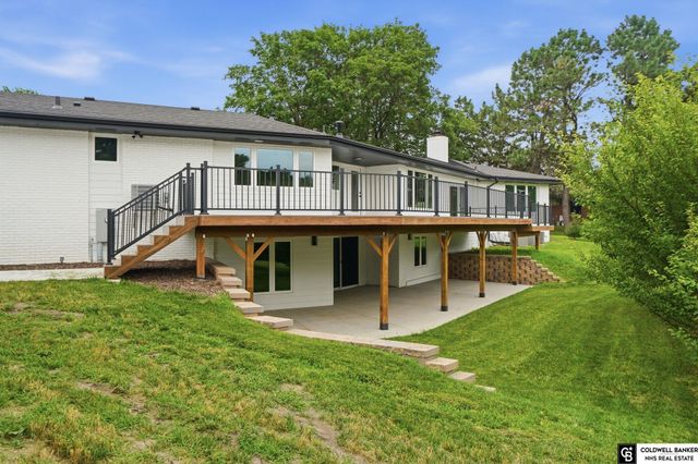 2505 S 70th Street, Lincoln, NE 68506