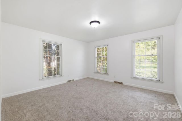 310 Roy Eaker Road, Cherryville, NC 28021
