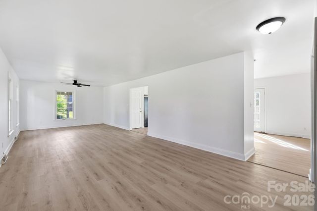310 Roy Eaker Road, Cherryville, NC 28021