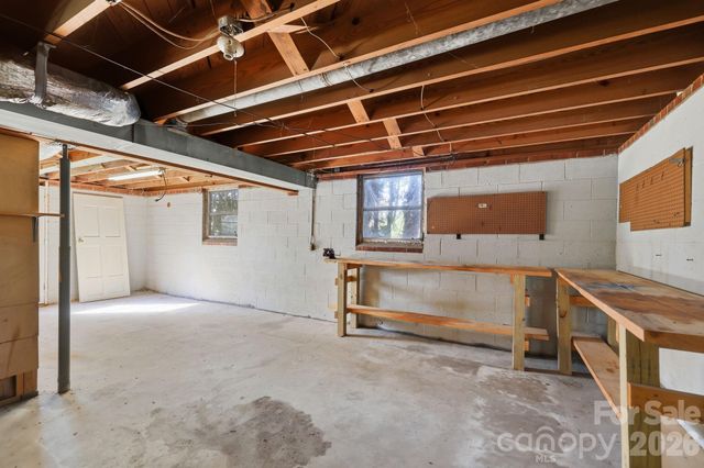 310 Roy Eaker Road, Cherryville, NC 28021
