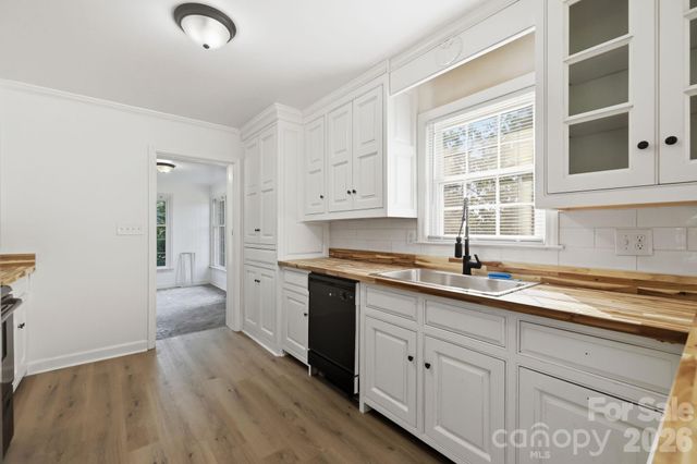 310 Roy Eaker Road, Cherryville, NC 28021