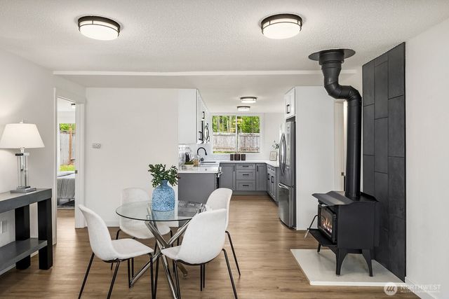 21610 SE May Valley Road, Issaquah, WA 98027