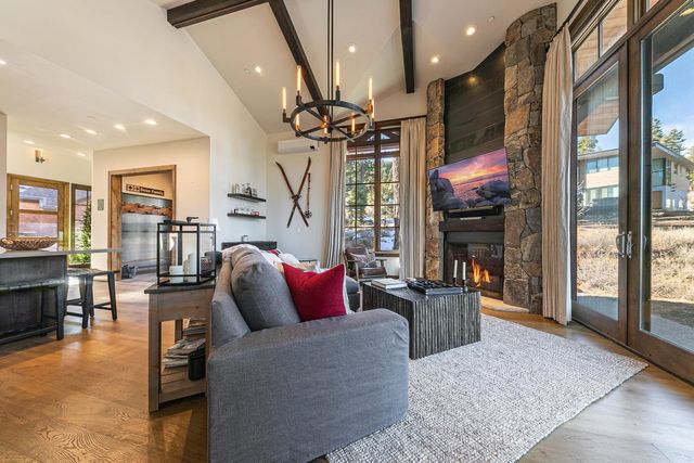 14479 Home Run Trl Unit 8, Truckee, CA 96161