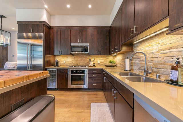 14479 Home Run Trl Unit 8, Truckee, CA 96161