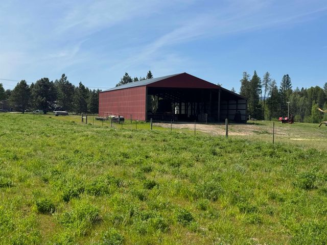 29210 N Spotted Rd, Deer Park, WA 99006