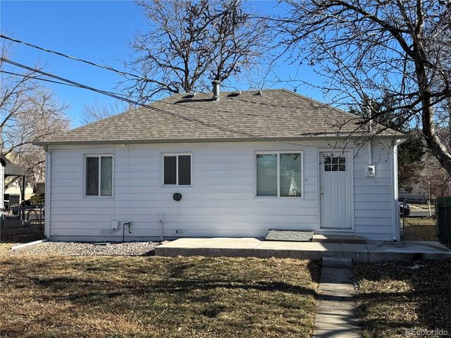 1671 Oswego St, Aurora, CO 80010