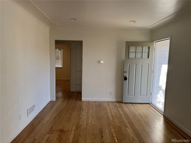 1671 Oswego St, Aurora, CO 80010