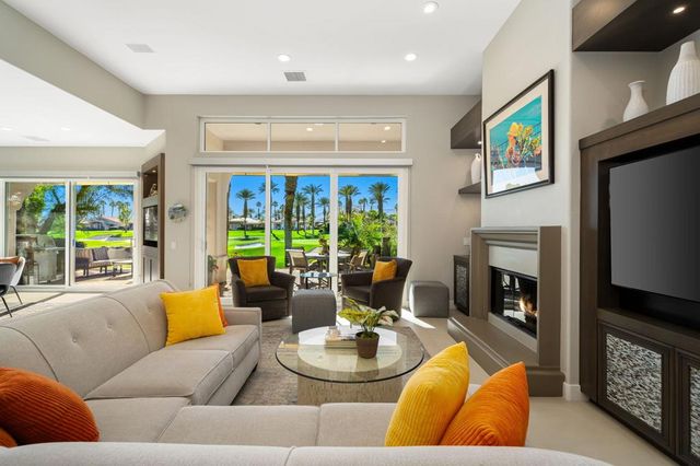 109 Rain Bird Circle, Palm Desert, CA 92211