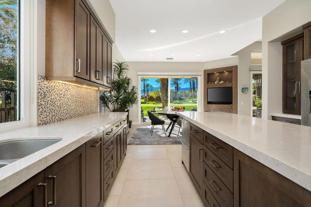 109 Rain Bird Circle, Palm Desert, CA 92211