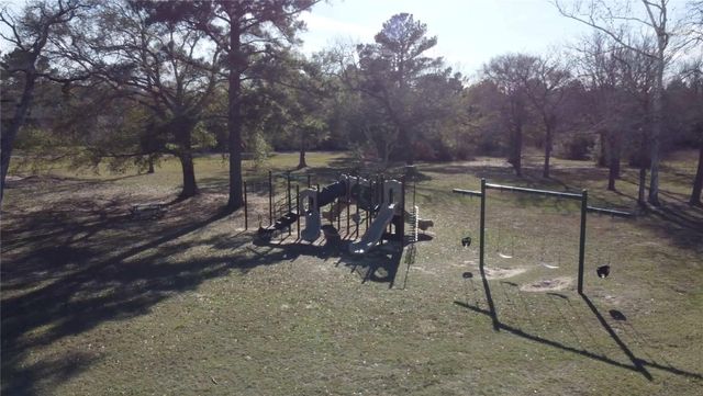 26342 Deerwood Drive, Hempstead, TX 77445