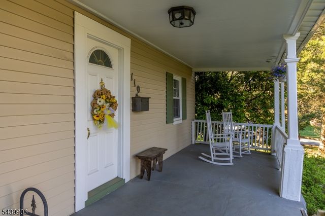 110 Vail St, Hackettstown Town, NJ 07840
