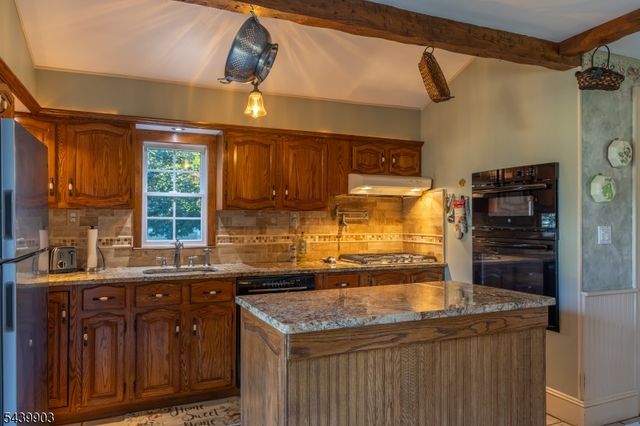 110 Vail St, Hackettstown Town, NJ 07840