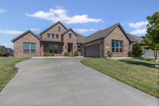 701 Lemmon Lane, Forney, TX 75126