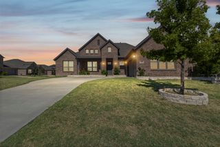 701 Lemmon Lane, Forney, TX 75126