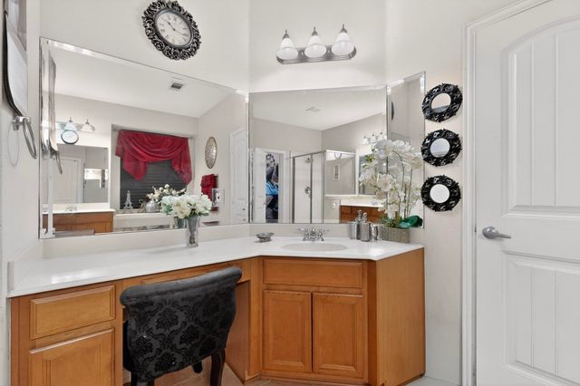 232 Wellington Drive, Desoto, TX 75115