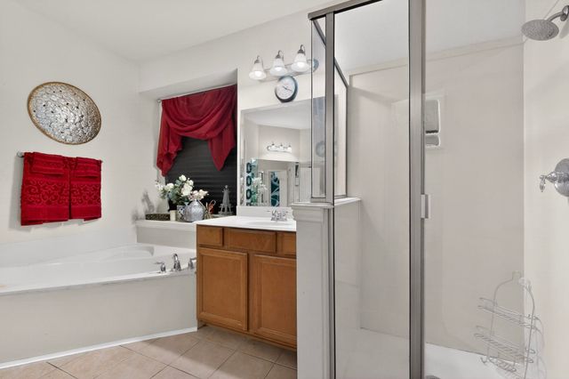 232 Wellington Drive, Desoto, TX 75115