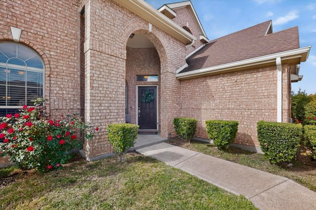 232 Wellington Drive, Desoto, TX 75115