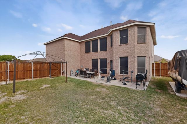 232 Wellington Drive, Desoto, TX 75115