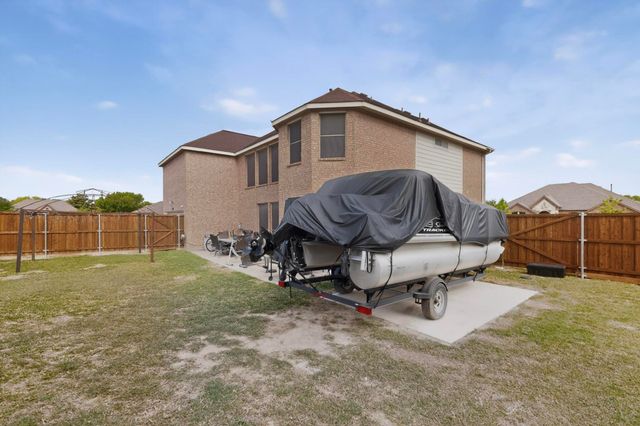 232 Wellington Drive, Desoto, TX 75115
