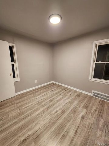 18027 Moenart Street, Detroit, MI 48234