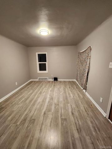 18027 Moenart Street, Detroit, MI 48234