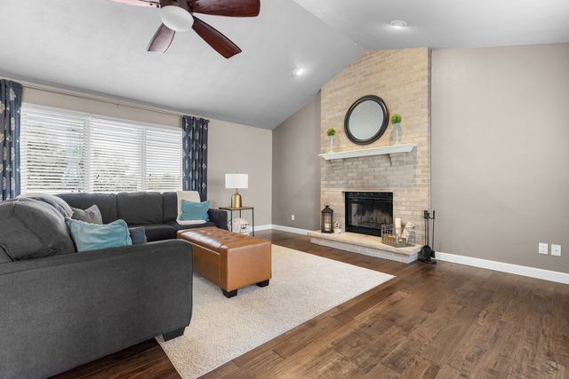 9204 Kipling Way, Machesney Park, IL 61115