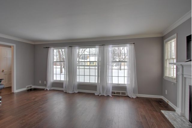 337 Union Street S, Mora, MN 55051