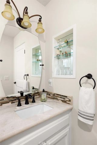 927 Osos Way, Paso Robles, CA 93446