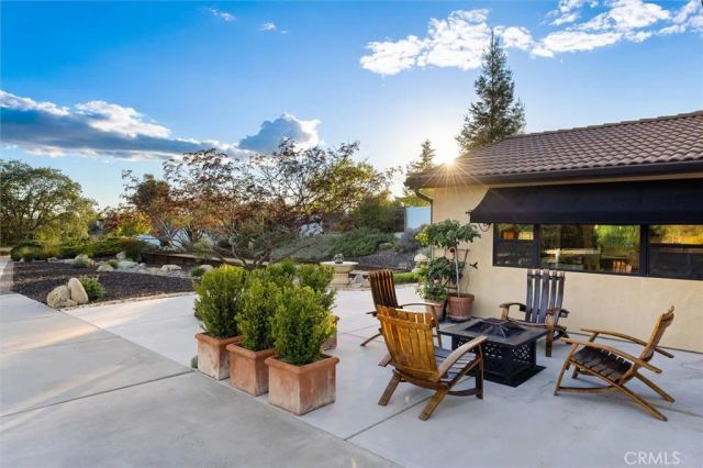 927 Osos Way, Paso Robles, CA 93446