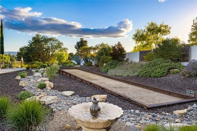 927 Osos Way, Paso Robles, CA 93446