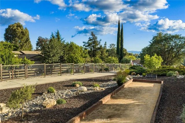 927 Osos Way, Paso Robles, CA 93446