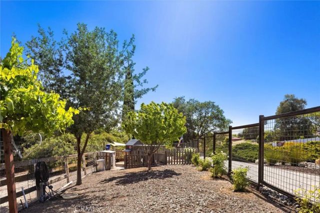 927 Osos Way, Paso Robles, CA 93446
