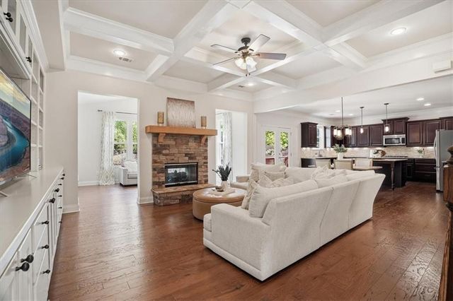 2810 Apremont Drive, Cumming, GA 30041