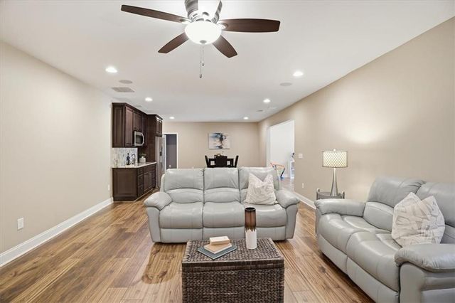 2810 Apremont Drive, Cumming, GA 30041