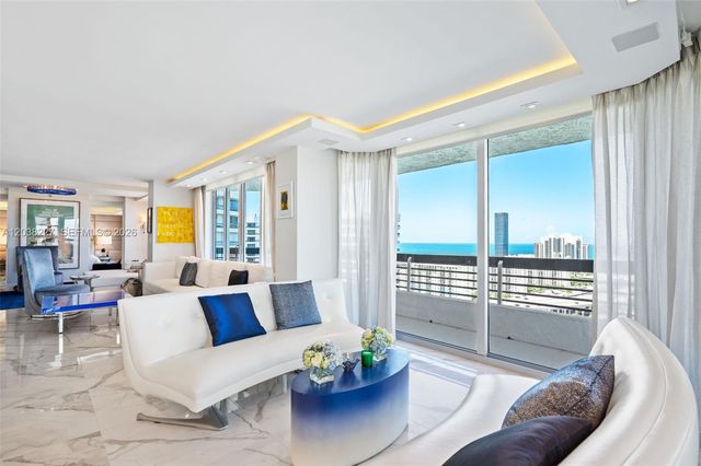 19101 NE 36th Court 2912, Aventura, FL 33180