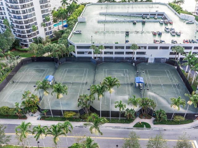 19101 NE 36th Court 2912, Aventura, FL 33180
