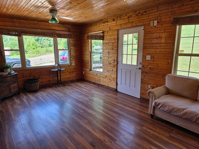 4887 KY-11, Cannon, KY 40923