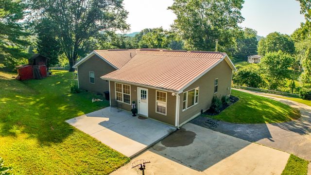 4887 KY-11, Cannon, KY 40923