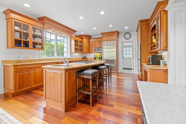 543 Lower Hollow Road, Dorset, VT 05251