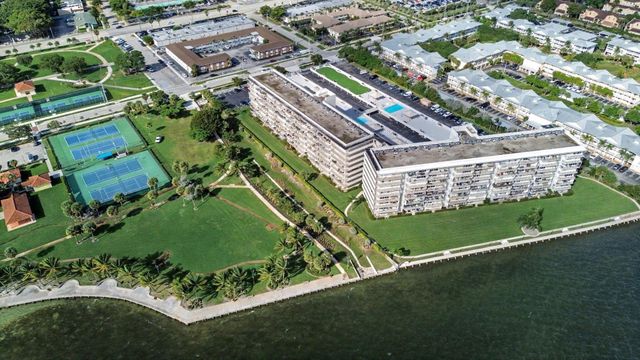 801 Lake Shore Drive 502, Lake Park, FL 33403