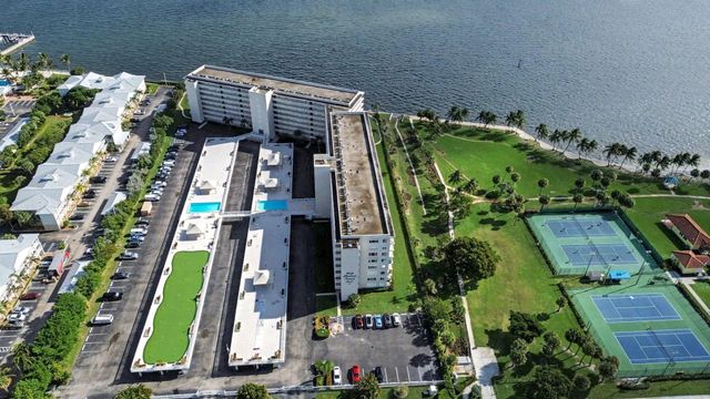 801 Lake Shore Drive 502, Lake Park, FL 33403