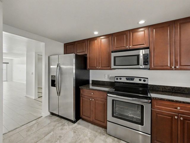 801 Lake Shore Drive 502, Lake Park, FL 33403