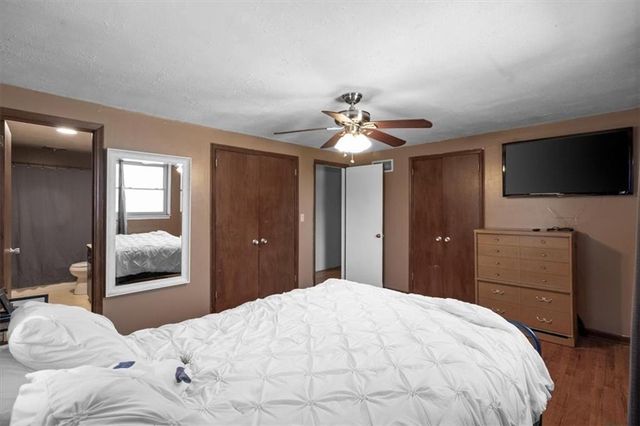 1912 Shearer Road, Kansas City, KS 66106