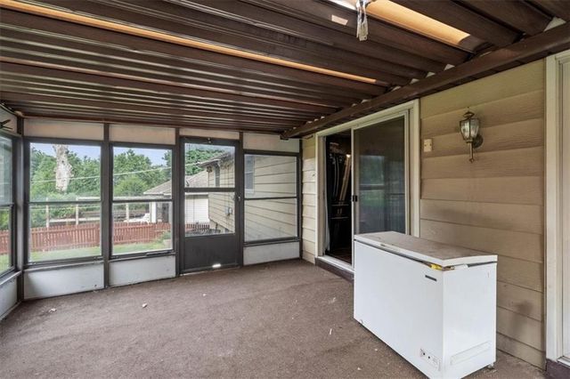 1912 Shearer Road, Kansas City, KS 66106