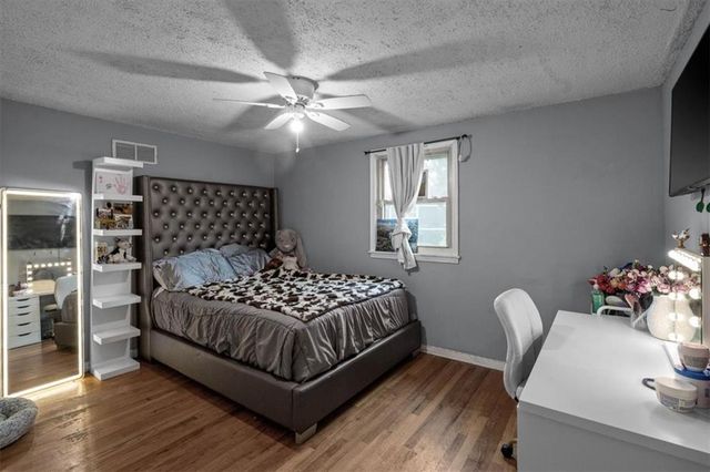 1912 Shearer Road, Kansas City, KS 66106